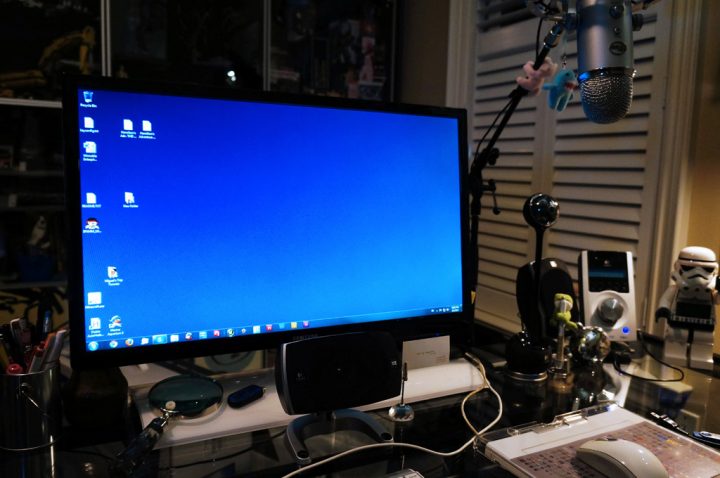 Samsung T27B750, 27" LED HDTV Widescreen Monitor